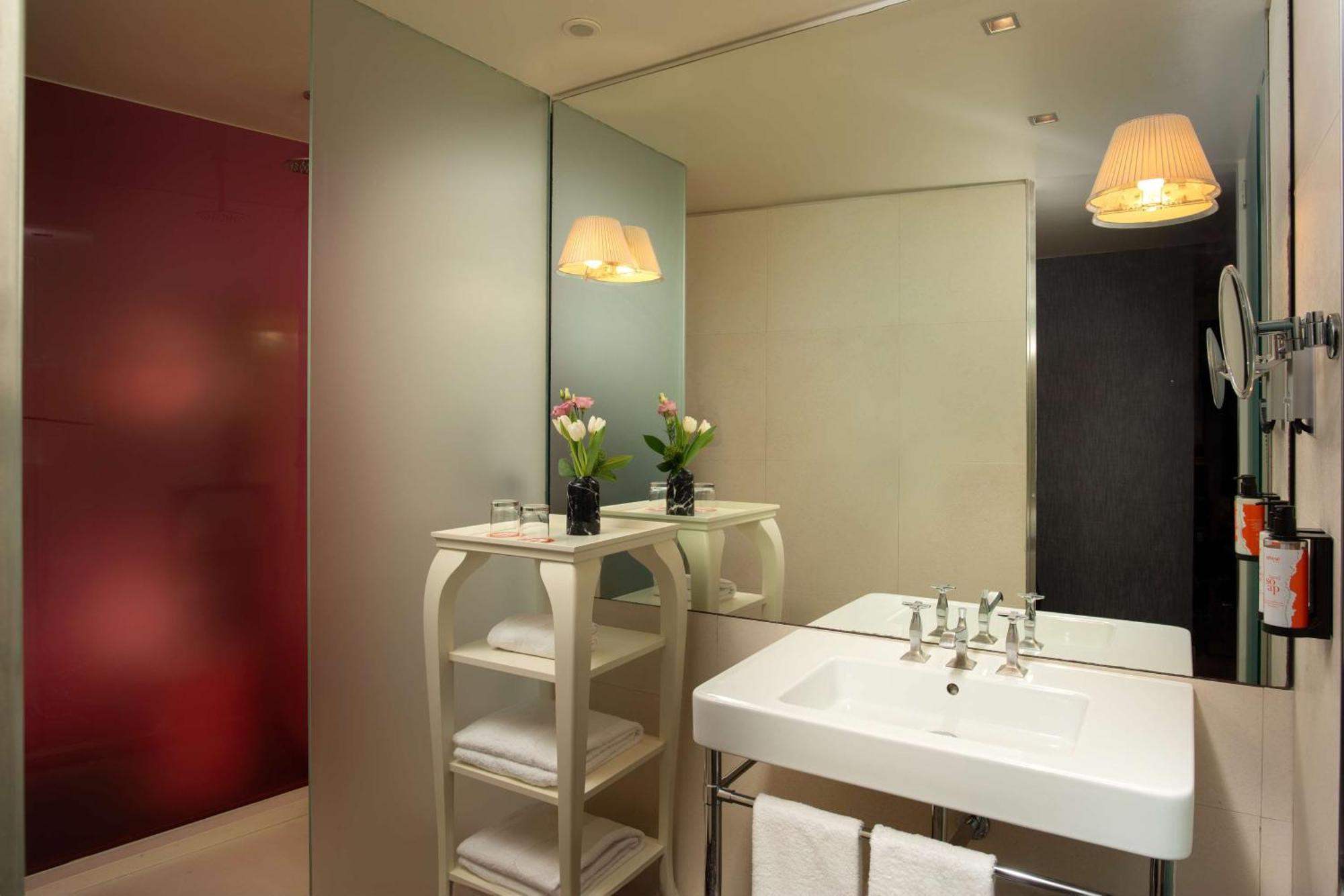 Hotel Nhow